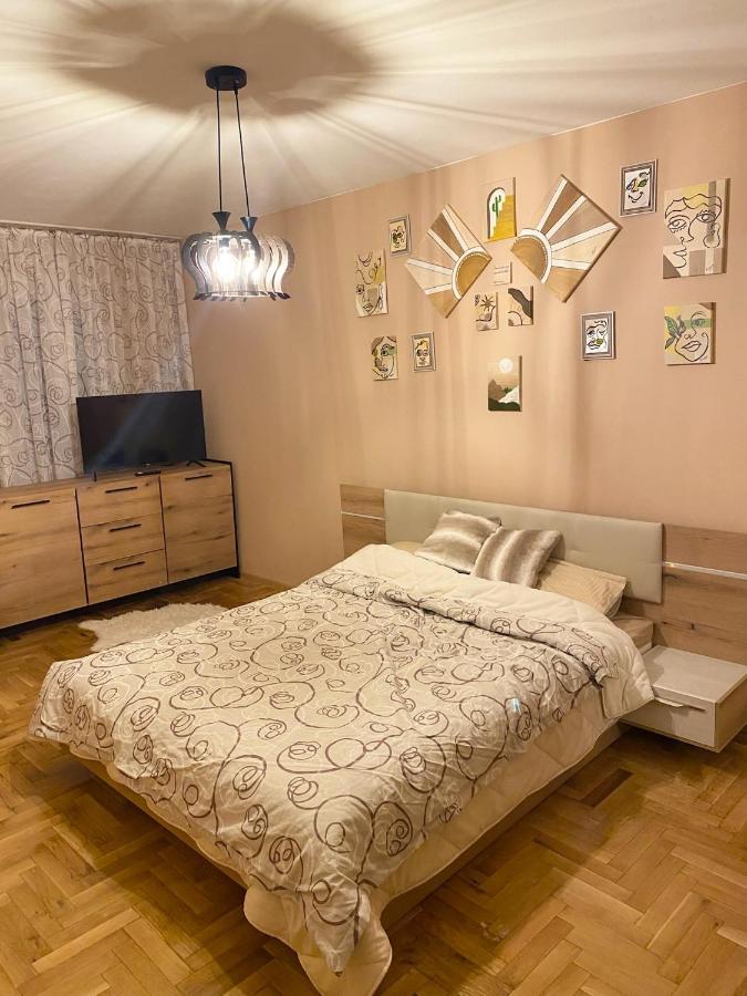 Spacious Apartment Next To South Park Просторен Апартамент До Южен Парк Top Location Szófia Kültér fotó