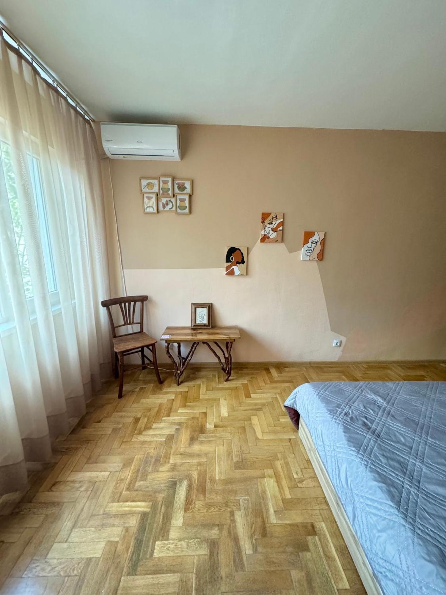 Spacious Apartment Next To South Park Просторен Апартамент До Южен Парк Top Location Szófia Kültér fotó
